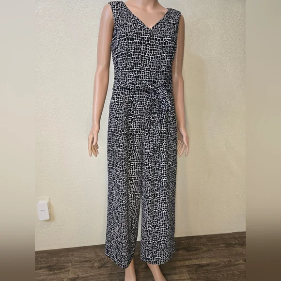 Calvin Klein 8 Womens Jumpsuit Black White Abstract animal  Print Wide Leg - Picture 5 of 12